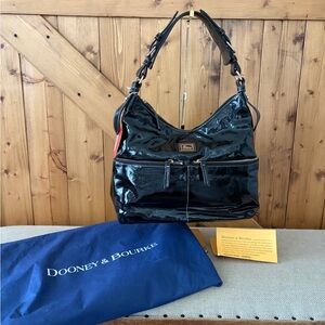 NWT Dooney & Bourke Large North-South Zipper Sac in Black Patent